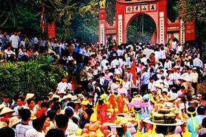 Sáng nay, dâng hương Giỗ Tổ tại Đền Hùng Sáng nay, dâng hương Giỗ Tổ tại Đền Hùng