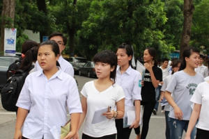 Xét tuyển ĐH, CĐ vào những ngày cuối liệu có "vỡ trận"?