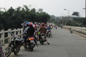 Quảng Nam: Nữ kế toán thuê taxi đi nhảy cầu tự vẫn