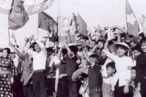 Mãi tỏa sáng tinh thần Cách mạng Tháng Tám! Mãi tỏa sáng tinh thần Cách mạng Tháng Tám!