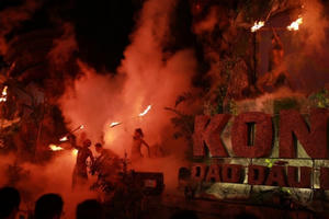 Nghệ sỹ Việt kể lại nỗi hoảng hốt khi thoát khỏi “biển lửa” Kong: Skull Island