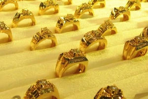 Giá vàng ngày 23/8: Vàng SJC tăng ngược chiều thế giới