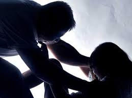 Thái Bình: Bắt khẩn cấp đối tượng hiếp dâm bé gái 7 tuổi