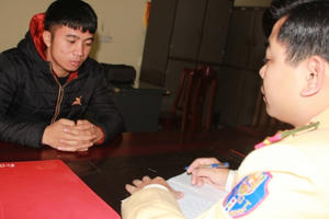 Tài xế xe cứu thương nhẫn tâm bỏ mặc các nạn nhân sau khi gây tai nạn