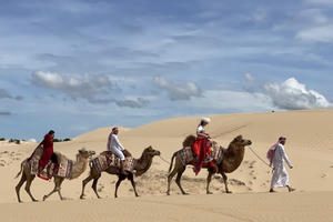 Đến Bình Thuận đừng quên ghé thăm "tiểu sa mạc Sahara" Bàu Trắng