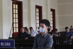 Vì món nợ hơn 2 triệu đồng, nhẫn tâm tạt xăng khiến đồng nghiệp bỏng nặng