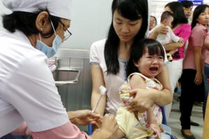 Ngày mai, tiếp tục mở đăng ký vacxin 5 trong 1 Pentaxim