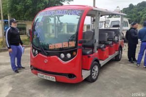 Gần 100 xe ô tô ở huyện đảo Cô Tô được đăng kiểm