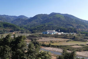 Quảng Ngãi: Huyện miền núi gây khó cho người lao động khi trả lương qua thẻ ATM!