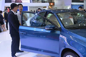 Chặn ô tô kém chất lượng tràn vào Việt Nam