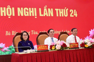 Cán bộ Bà Rịa – Vũng Tàu cần sẵn sàng ‘bỏ phao, biết bơi’ trước khi nhập vào đô thị lớn