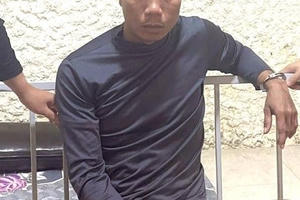 Bắt giữ nghi can sát hại 2 mạng người sau 12 giờ lẩn trốn