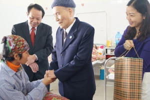 Quảng Ninh: Trao hơn 220 nghìn suất quà cho đối tượng chính sách