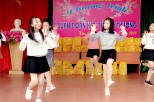 Nghệ An: Trường THCS Kim Liên (Nam Đàn) tổ chức chương trình "Xuân đoàn kết, tết yêu thương" cho học sinh