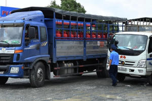 Cà Mau quyết tâm kiểm soát phương tiện vận chuyển và người ra vào tỉnh