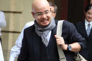 Đặng Lê Nguyên Vũ khiếu nại clip ngồi gật gù làm xấu hình ảnh