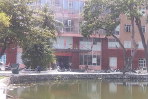 Hà Nội: Côn đồ truy sát tận bệnh viện khiến một nam thanh niên tử vong Hà Nội: Côn đồ truy sát tận bệnh viện khiến một nam thanh niên tử vong