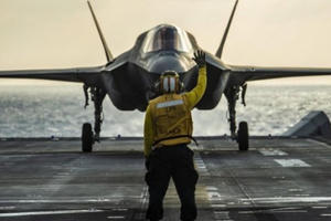 F-35B Mỹ tiếp tục phô trương sức mạnh ở Biển Đông, răn đe Trung Quốc