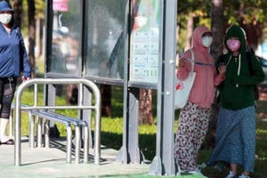 Người dân Sài Gòn chuẩn bị vào mùa nắng nóng