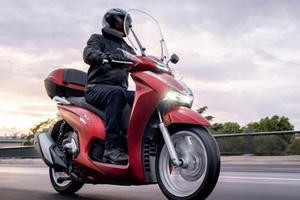 Honda SH 350i đội giá hàng chục triệu đồng