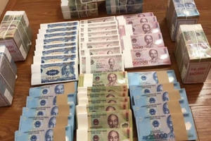 Đổi tiền lẻ mừng tuổi dịp Tết ở đâu hợp pháp?