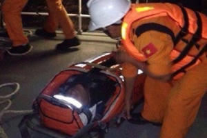 Ứng cứu kịp thời hai thuyền viên nước ngoài gặp nạn