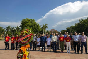 Báo Pháp luật Việt Nam tiếp tục hành trình tri ân các địa chỉ đỏ