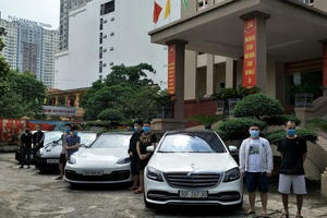 Hé lộ thủ đoạn tinh vi của đường dây đánh bạc "cực khủng", thu giữ vô số siêu xe