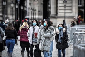 16 người đã tử vong và 949 ca nhiễm SARS-CoV-2 tại Pháp