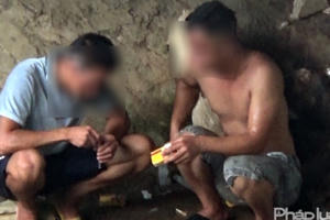 Cao Bằng: Ngang nhiên sử dụng ma túy dưới chân cầu Việt Nhật