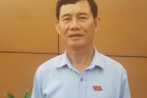 Gian lận điểm thi tại Hà Giang: Một người không thể sửa 330 bài thi Gian lận điểm thi tại Hà Giang: Một người không thể sửa 330 bài thi