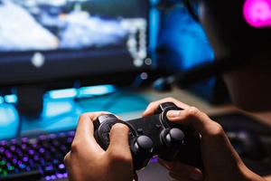 Không chấp hành quyết định xử phạt, ông chủ tên miền game247.vn bị cưỡng chế