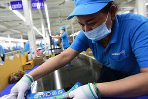 Pháp luật ở xa?