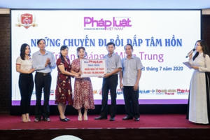 Báo Pháp luật Việt Nam trao “Mái ấm” cho cán bộ tư pháp có hoàn cảnh khó khăn
