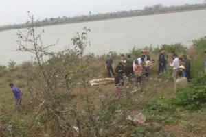 Nam Định: Phát hiện thi thể một phụ nữ dạt vào bờ sông