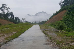 Lạ kỳ Thái Nguyên: Làm đường, xây chùa chồng lên đất rừng