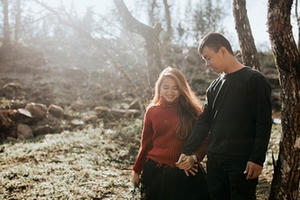 Bộ ảnh tự chụp của cặp đôi 10 năm bên nhau không dám ngỏ lời