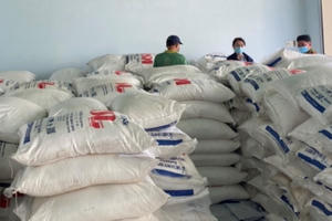 15 tấn đường cát vi phạm về nhãn mác bị thu giữ tại Bình Thuận