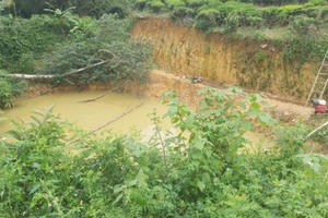 Lâm Đồng: Ba cháu nhỏ trượt chân xuống hố nước tử vong