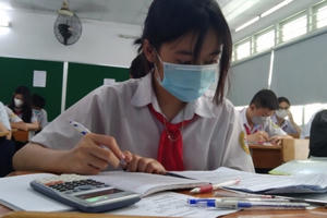 Con sắp thi vào lớp 10, mẹ căng thẳng đi khám tâm thần