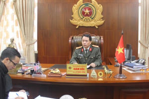 Đầu xuân nghe Giám đốc Công an tỉnh Thừa Thiên Huế kể chuyện phá “đại án” chấn động cả nước Đầu xuân nghe Giám đốc Công an tỉnh Thừa Thiên Huế kể chuyện phá “đại án” chấn động cả nước