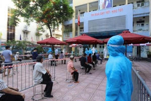 6.600 học sinh mắc COVID-19, vì sao TPHCM quyết không dời ngày khai giảng?