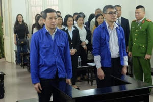 Cựu TGĐ Vietsovpetro và cấp dưới lĩnh hơn 10 năm tù