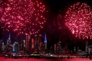 Bộ ảnh các nước đón năm mới con Gà