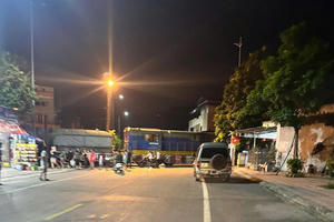 Người đàn ông bị tàu hỏa tông tử vong khi băng qua đường sắt ở Quảng Ninh