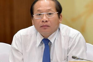 Tạm đình chỉ chức vụ Bộ trưởng Bộ TT&TT với ông Trương Minh Tuấn Tạm đình chỉ chức vụ Bộ trưởng Bộ TT&TT với ông Trương Minh Tuấn