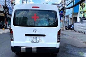 Xe cứu thương trá hình chặt chém 3,5 triệu đồng cho quãng đường 4km Xe cứu thương trá hình chặt chém 3,5 triệu đồng cho quãng đường 4km
