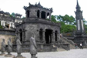 Bảo tồn, tu bổ và phát huy các giá trị di tích Cố đô Huế