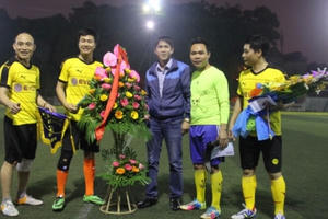 Ra mắt CLB Bóng đá Báo chí Nghệ An tại Hà Nội