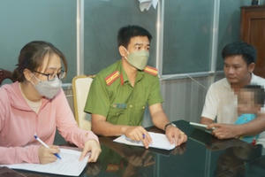 Phạt 15 triệu đối với người mẹ khai tử con ruột còn sống